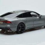 Audi RS7 C8 Sportback Grå Kengfai 1:18