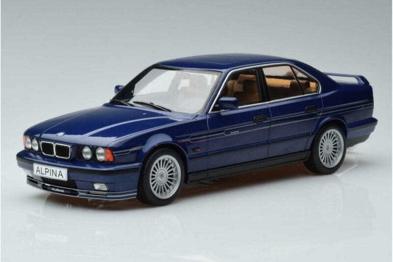 BMW Alpina B10 4.6 E34 Blå MCG 1:18