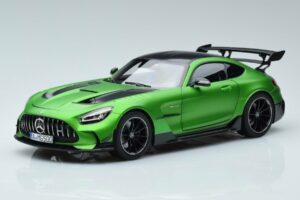 Mercedes AMG GT C190 Black Series Green Hell Magno Specialutgåva Norev 1:18