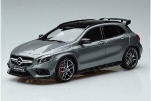 Mercedes GLA45 X156 AMG Återförsäljarutgåva GT Spirit 1:18