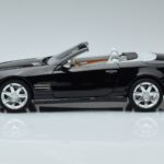 Mercedes SL500 R230 Svart Norev 1:18