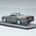 MCG Vitrin MCG 1:18 1:18 Metall