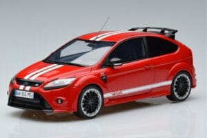 Ford Focus Mk2 RS Halvkombi Le Mans Röd Otto 1:18