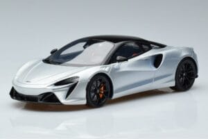 McLaren Artura Kupé Silver GT Spirit 1:18