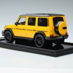 Mercedes Mercedes AMG G63 W463 Gul MotorHelix 1:18 1:18 Resin