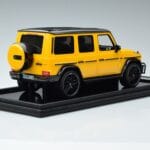 Mercedes Mercedes AMG G63 W463 Gul MotorHelix 1:18 1:18 Resin