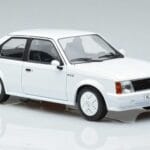 Opel Opel Kadett D GTE Halvkombi Vit MCG 1:18 1:18 Metall