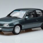Opel Opel Kadett E GSi Blå Metallic Norev 1:18 1:18 Metall