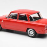 Alfa Romeo Giulia Nuova Super Röd Custom Wheels MCG 1:18 MCG18333 - image 5 of 6