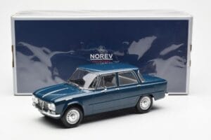 Alfa Romeo Giulia TI Petroleumblå Norev 1:18 187971 Metall — bild 6 av 6