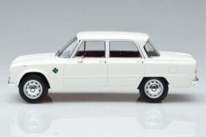 Alfa Romeo Giulia Ti Super Norev 1:18 187970 Metall — bild 3 av 6