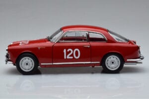 Alfa Romeo Giulietta SV #120 Mille Miglia 1956 Kyosho 1:18 08957A Metall — bild 4 av 9