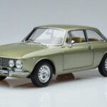 Alfa Romeo GTV 2000 Grön Begränsad Upplaga Norev 1:18 187913 Metall