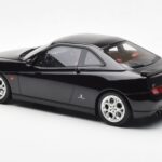 Alfa Romeo GTV V6 916 Svart Otto 1:18 OT1057 - image 5 of 6