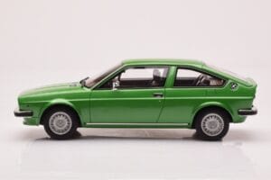 Alfa Romeo Alfasud Sprint Grön Otto 1:18 OT1043 Resin — bild 3 av 6
