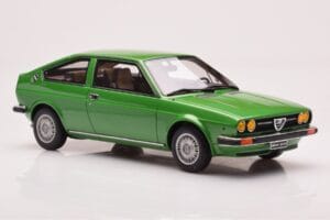 Alfa Romeo Alfasud Sprint Grön Otto 1:18 OT1043 Resin — bild 4 av 6