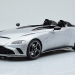Aston Martin V12 Speedster Silver GT Spirit 1:18