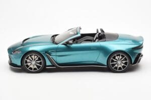 Aston Martin V12 Vantage Roadster Tayos Turkos Grön GT Spirit 1:18 GT445 Resin — bild 3 av 6