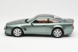 Aston Martin V8 Vantage Grön GT Spirit 1:18 GT345 Resin — bild 3 av 6