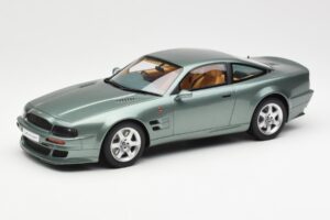 Aston Martin V8 Vantage Grön GT Spirit 1:18 GT345