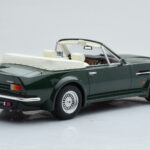 Aston Martin V8 Vantage Volante Grön GT Spirit 1:18 - image 2 of 6