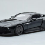 Aston Martin Victor Svart GT Spirit 1:18