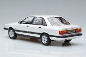 Audi 200 Quattro C3 Vit Otto 1:18 OT408 Resin — bild 5 av 6
