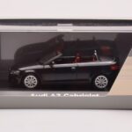 Audi A3 8P Cabriolet Svart Minichamps 1:43 - image 4 of 4