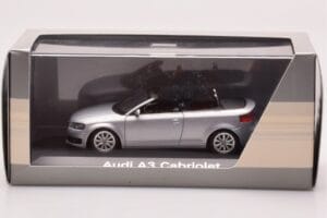 Audi A3 8P Cabriolet Silver Minichamps 1:43 5010803323 Metall — bild 4 av 4
