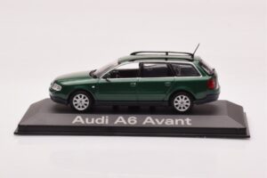 Audi A6 C5 Avant Grön Minichamps 1:43 5010106213
