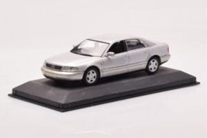 Audi A8 D2 Silver Grön Rand Minichamps 1:43 AUDI-264455 Metall — bild 2 av 4