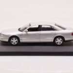 Audi A8 D2 Silver Grön Rand Minichamps 1:43