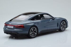 Audi E-Tron GT Grå GT Spirit 1:18 GT393 Resin — bild 2 av 6