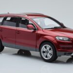 Audi Q7 4L Granatröd Kyosho 1:18 - image 6 of 8