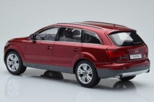 Audi Q7 4L Granatröd Kyosho 1:18 09222R Metall — bild 7 av 8