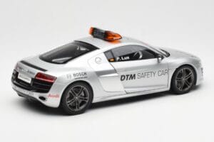 Audi R8 5.2 DTM Safety Car 2010 Kyosho 1:18 09216DTM Metall — bild 3 av 8