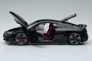 Audi R8 Performance Svart Kengfai 1:18 VAKF-0353 Metall — bild 4 av 10