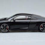 Audi R8 Performance Svart Kengfai 1:18 - image 5 of 10