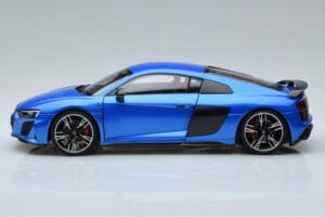 Audi R8 Performance Blå Kengfai 1:18 VAKF-0355 Metall — bild 5 av 10