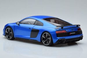 Audi R8 Performance Blå Kengfai 1:18 VAKF-0355 Metall — bild 7 av 10