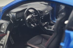 Audi R8 Performance Blå Kengfai 1:18 VAKF-0355 Metall — bild 8 av 10