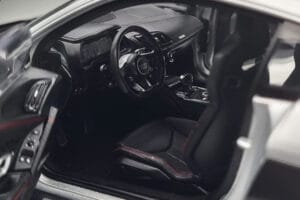 Audi R8 Performance Silver Kengfai 1:18 VAKF-0354 Metall — bild 8 av 10