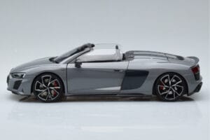 Audi R8 Spyder Performance Nardo Grå Kengfai 1:18 VAKF-0352 Metall — bild 6 av 11
