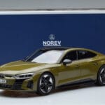 Audi RS E-Tron GT Olivgrön Norev 1:18 - image 6 of 6