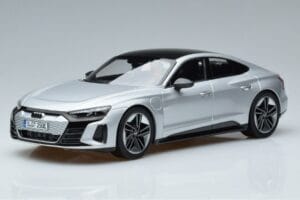 Audi RS e-tron GT Silver Norev 1:18 188381 Metall