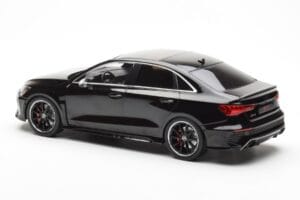 Audi RS3 8Y Sedan Svart MCG 1:18 MCG18450 Metall — bild 5 av 6