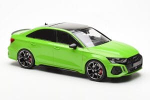 Audi RS3 8Y Sedan Grön MCG 1:18 MCG18449 Metall — bild 4 av 6
