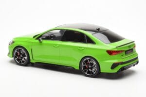 Audi RS3 8Y Sedan Grön MCG 1:18 MCG18449 Metall — bild 5 av 6