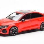 Audi RS3 8Y Sedan Röd MCG 1:18