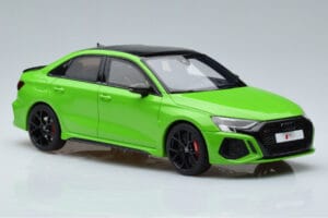 Audi RS3 8Y Sedan Grön GT Spirit 1:18 GT414 Resin — bild 4 av 6